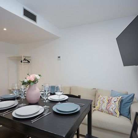 Three Bedroom Two Bathroom Apartment Close To Beach Barcelona Eksteriør billede