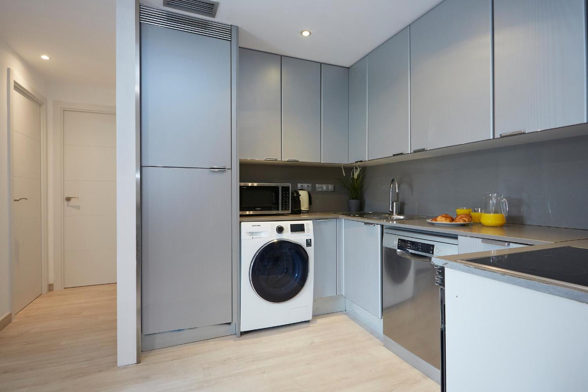 Three Bedroom Two Bathroom Apartment Close To Beach Barcelona Eksteriør billede