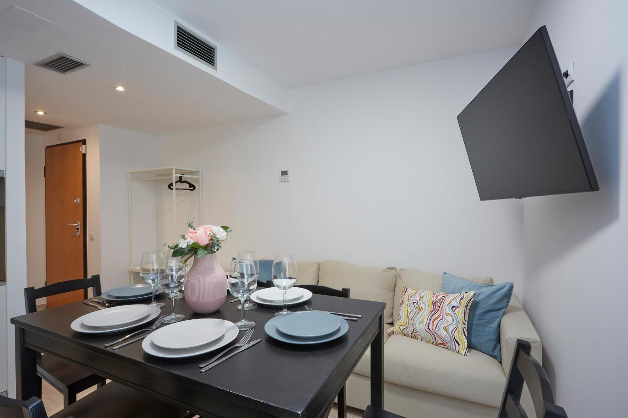 Three Bedroom Two Bathroom Apartment Close To Beach Barcelona Eksteriør billede
