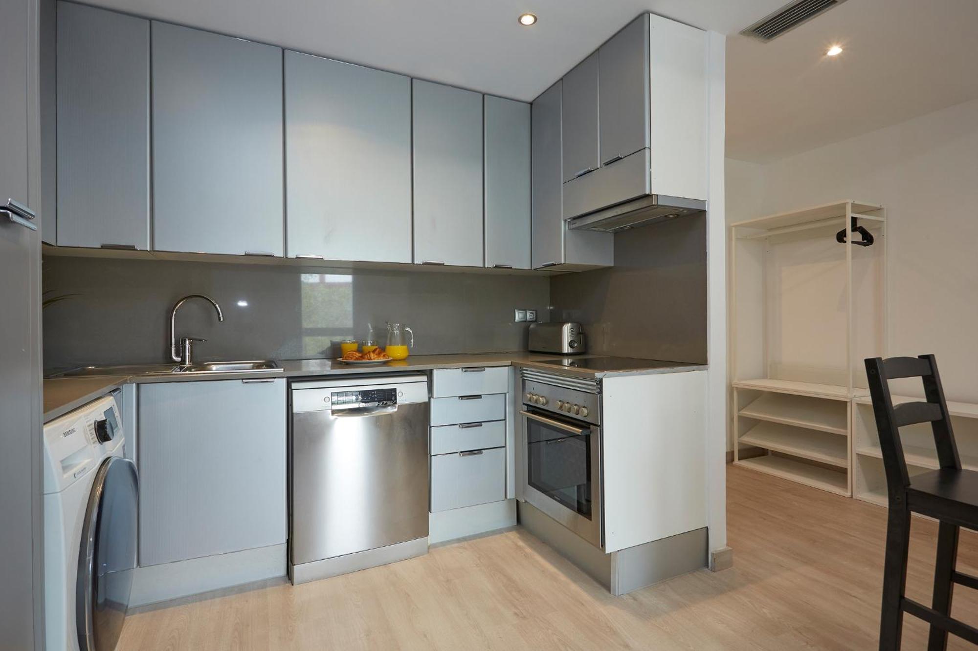 Three Bedroom Two Bathroom Apartment Close To Beach Barcelona Eksteriør billede